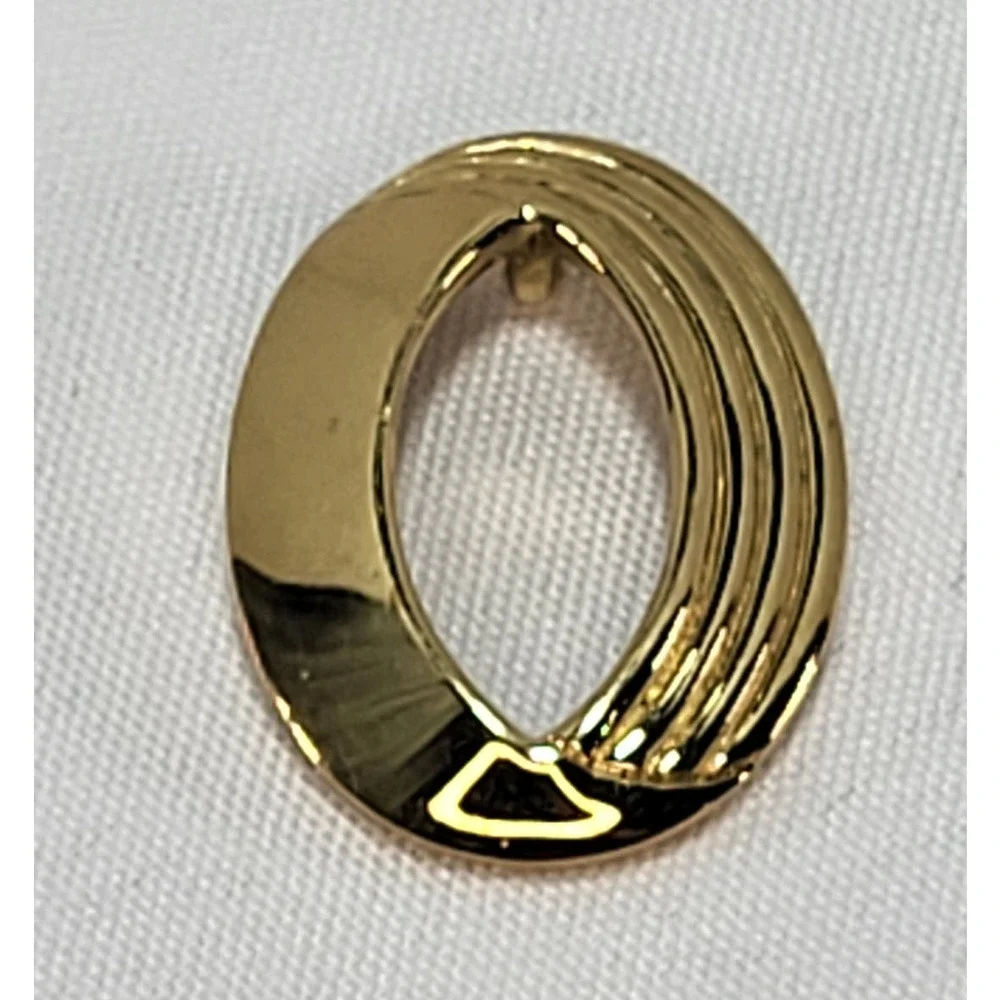 Trifari Oval O Gold Plated Textured Statement Pendant Signed Vintage 1970s Charm